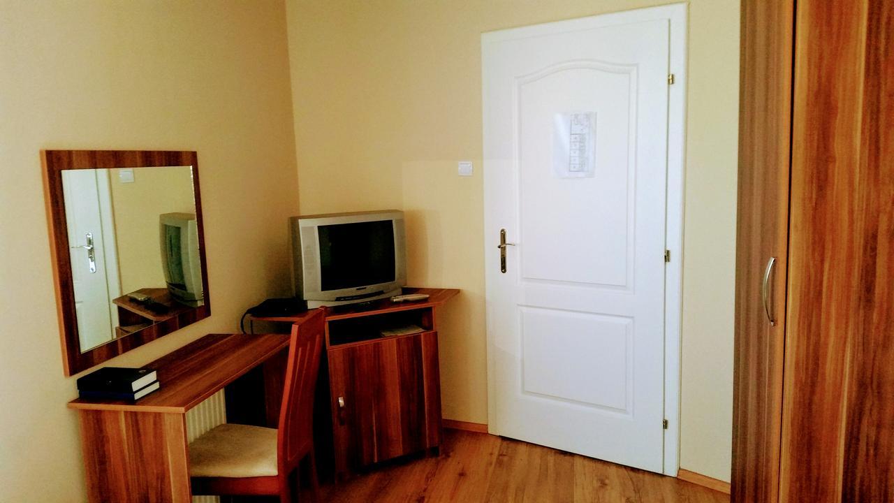 Hotel Sormester Szarvas Zewnętrze zdjęcie